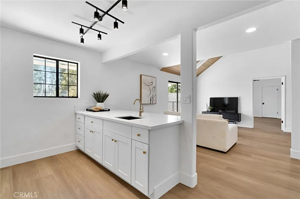 7442 Tahan Fresno, CA 93711