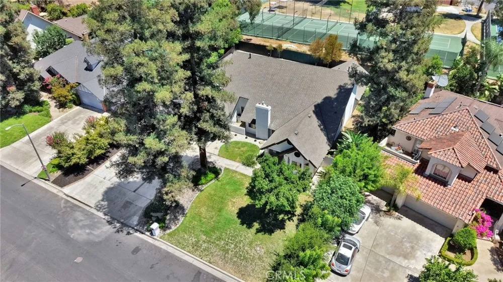 7442 Tahan Fresno, CA 93711