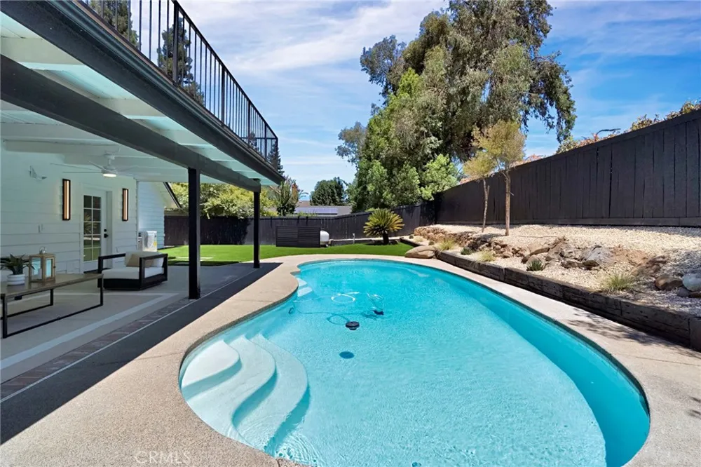 7442 Tahan Fresno, CA 93711