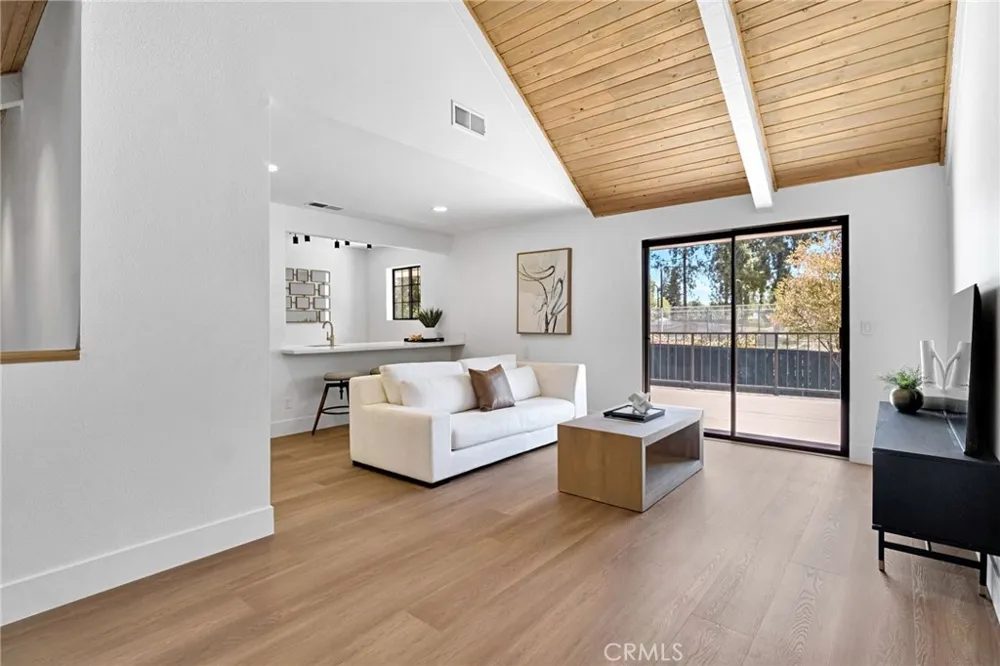 7442 Tahan Fresno, CA 93711