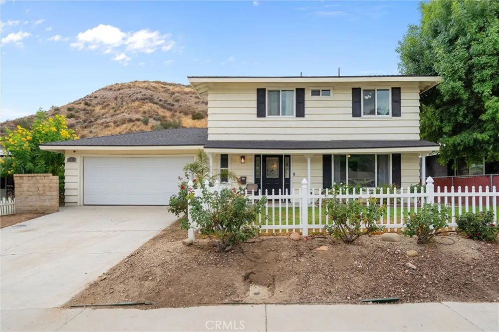 29315 Abelia Rd Canyon Country, CA 91387