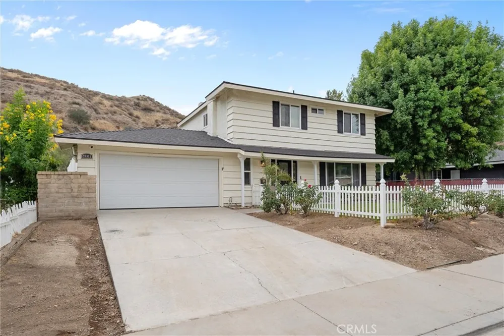 29315 Abelia Rd Canyon Country, CA 91387