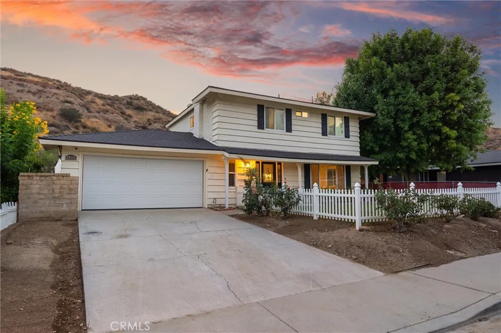 29315 Abelia Rd Canyon Country, CA 91387