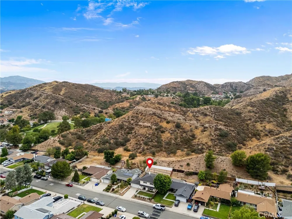 29315 Abelia Rd Canyon Country, CA 91387