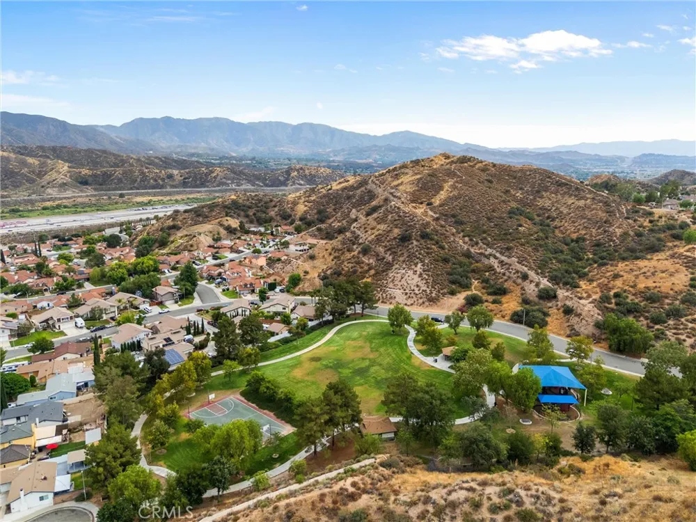 29315 Abelia Rd Canyon Country, CA 91387
