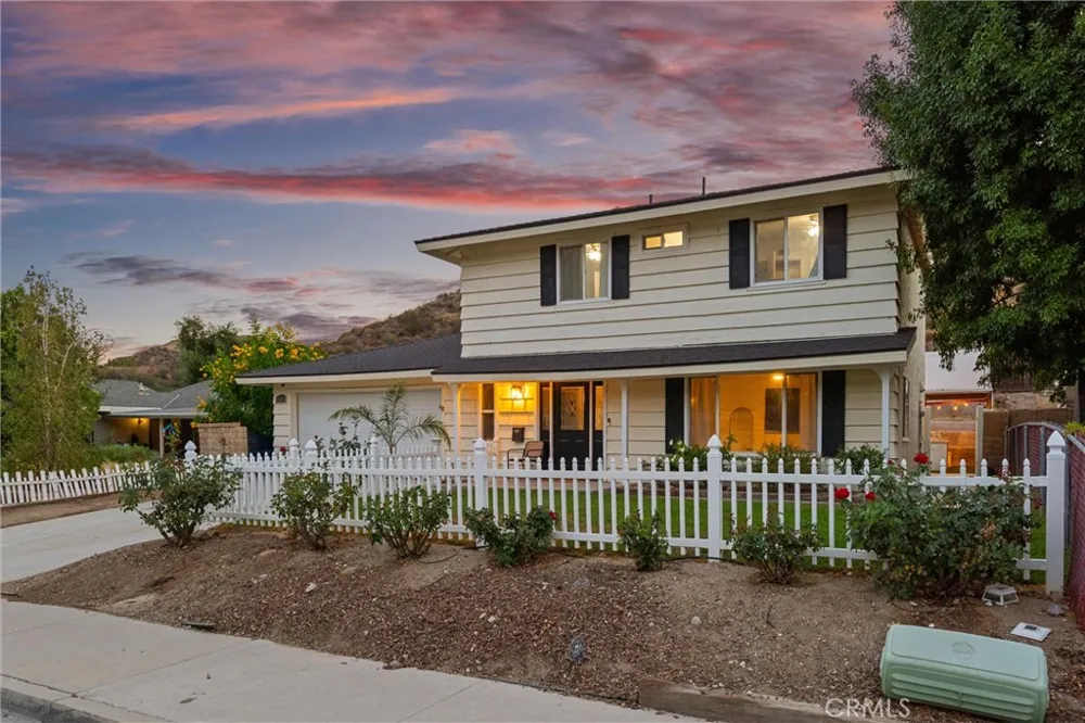 29315 Abelia Rd Canyon Country, CA 91387