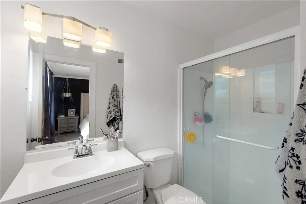 29315 Abelia Rd Canyon Country, CA 91387