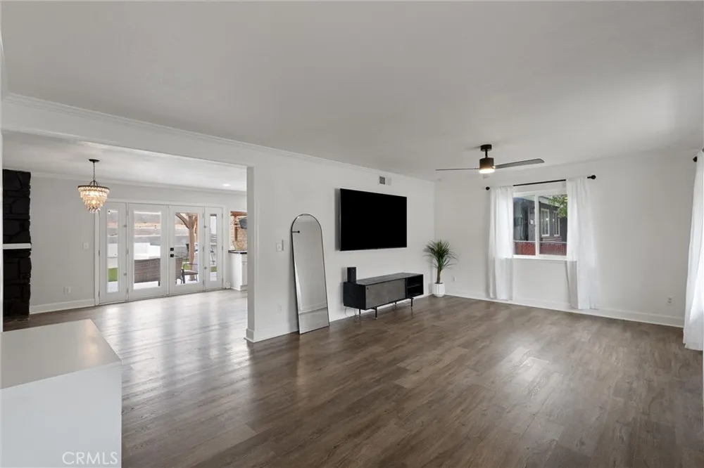 29315 Abelia Rd Canyon Country, CA 91387