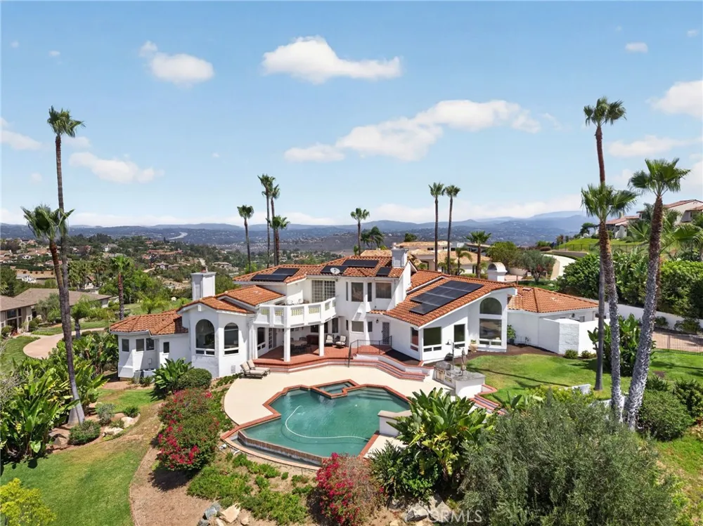 17943 Highlands Ranch Poway, CA 92064