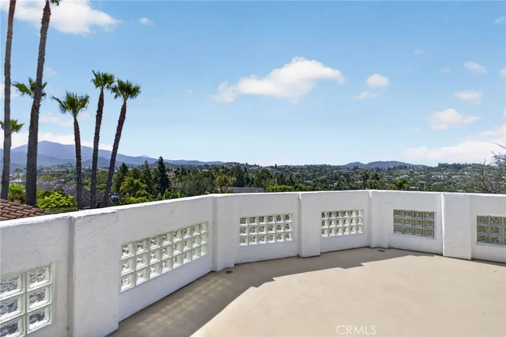 17943 Highlands Ranch Poway, CA 92064