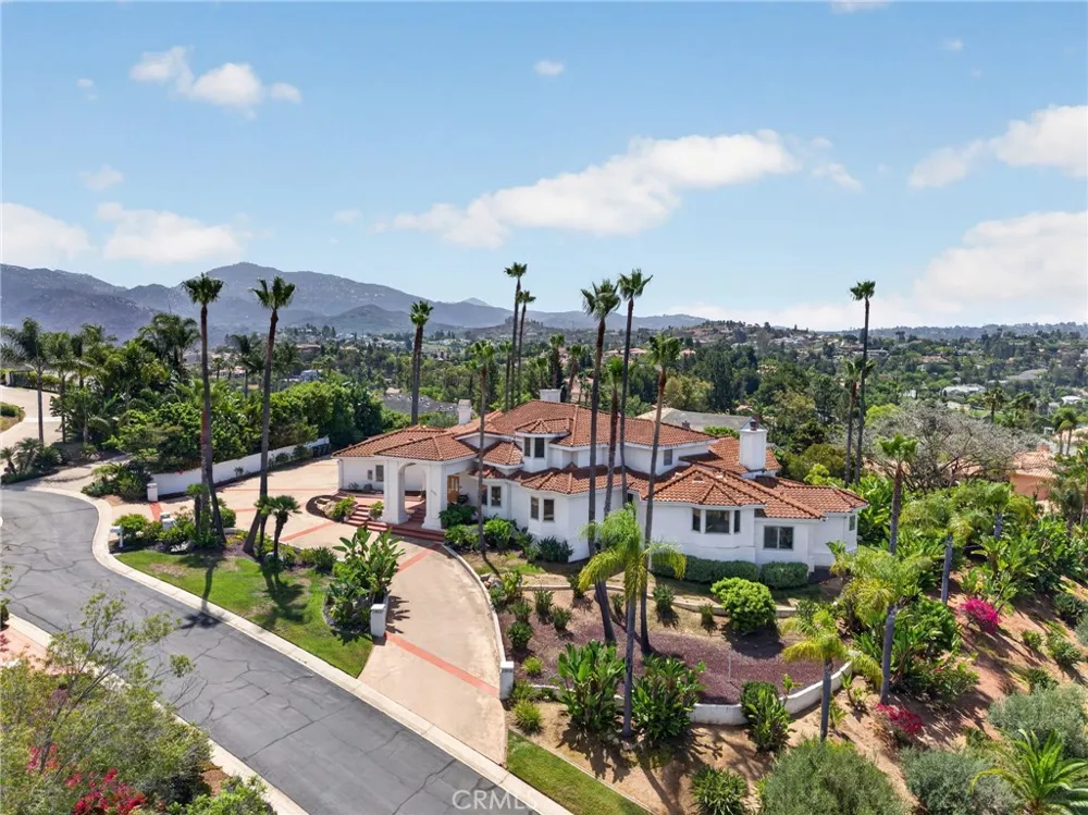 17943 Highlands Ranch Poway, CA 92064