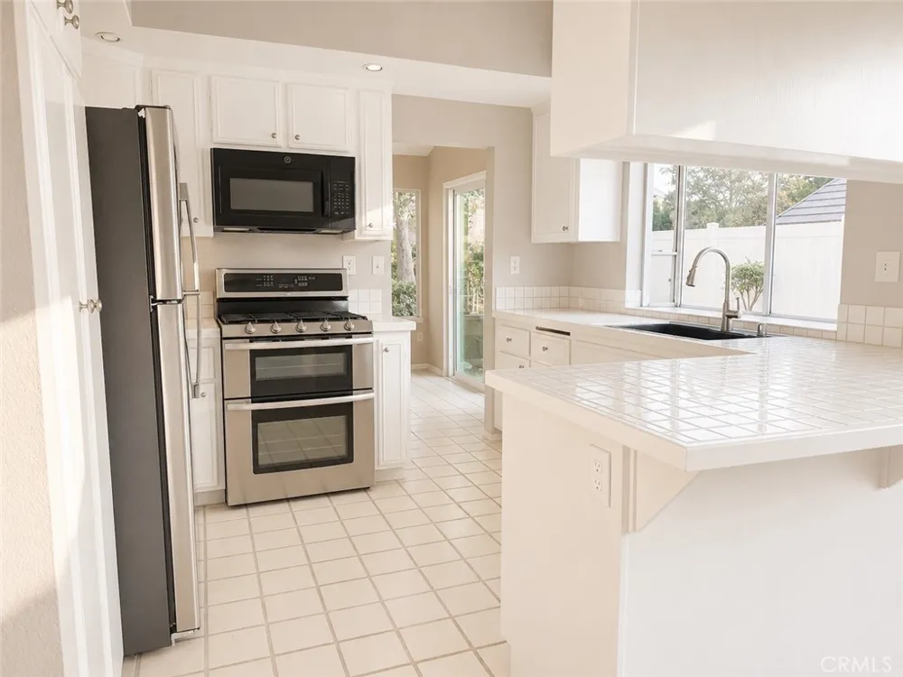 11486 Cardiff Lane Loma Linda, CA 92354