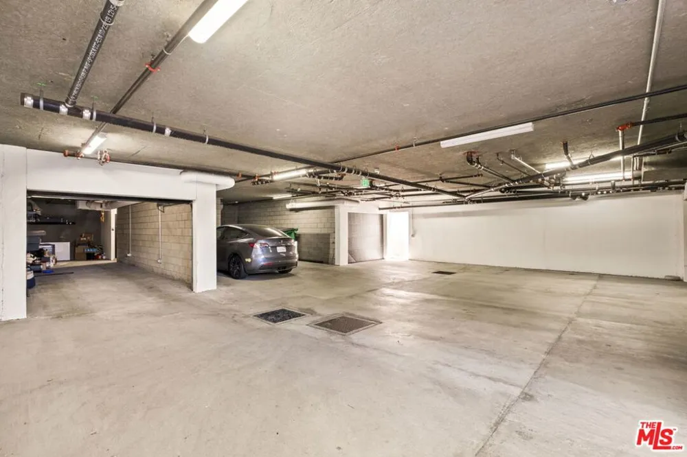 4180 Duquesne Avenue #3 Culver City, CA 90232