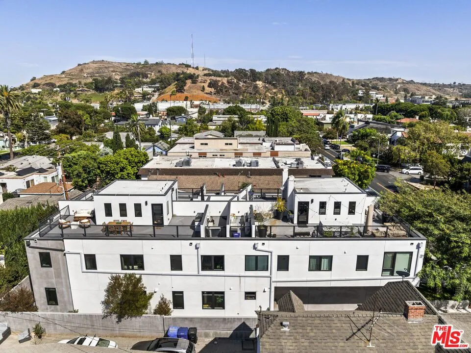 4180 Duquesne Avenue #3 Culver City, CA 90232