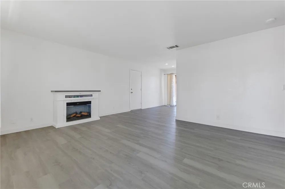 36421 106th E Littlerock, CA 93543