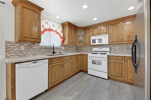 36421 106th E