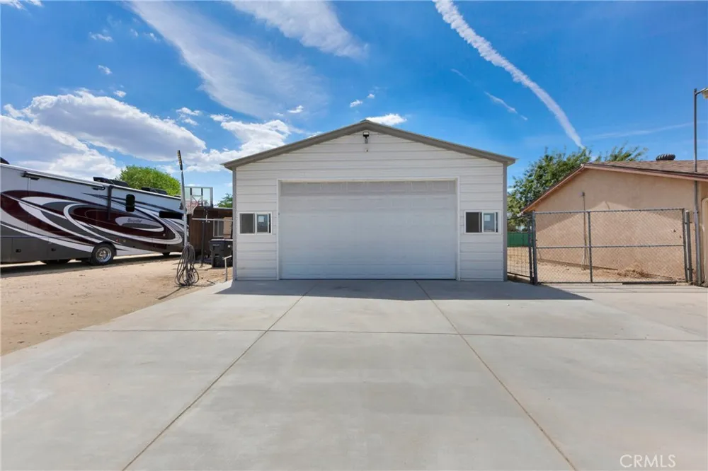 36421 106th E Littlerock, CA 93543