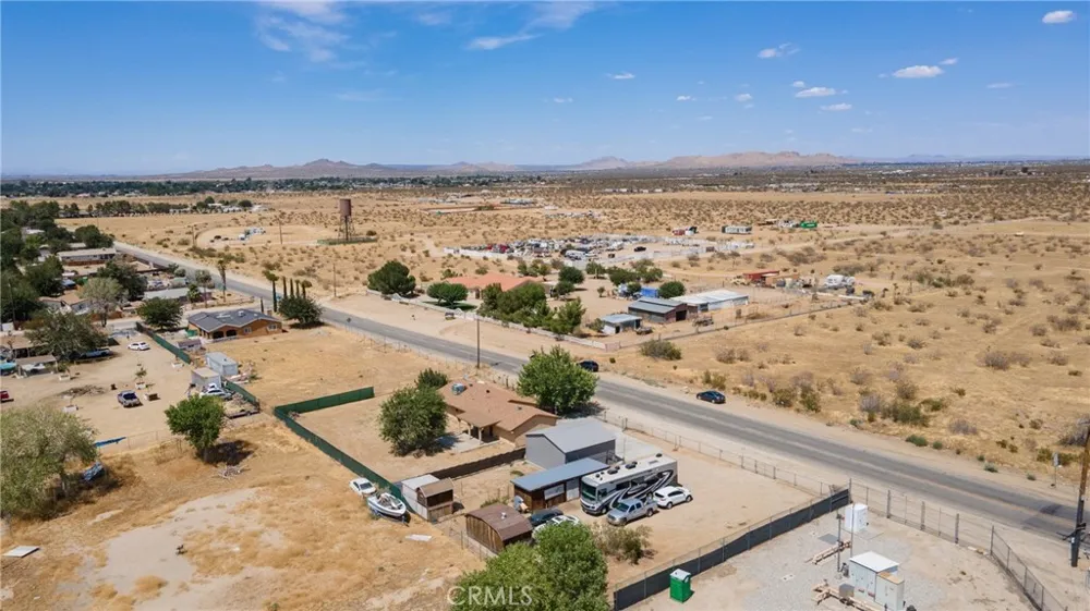 36421 106th E Littlerock, CA 93543