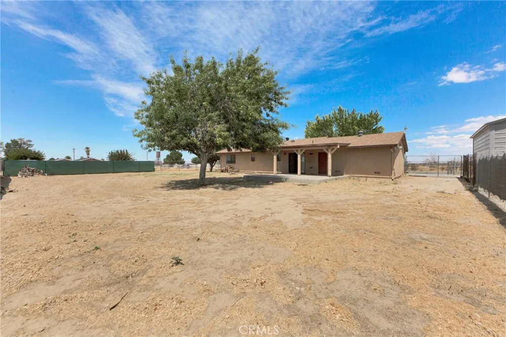 36421 106th E Littlerock, CA 93543