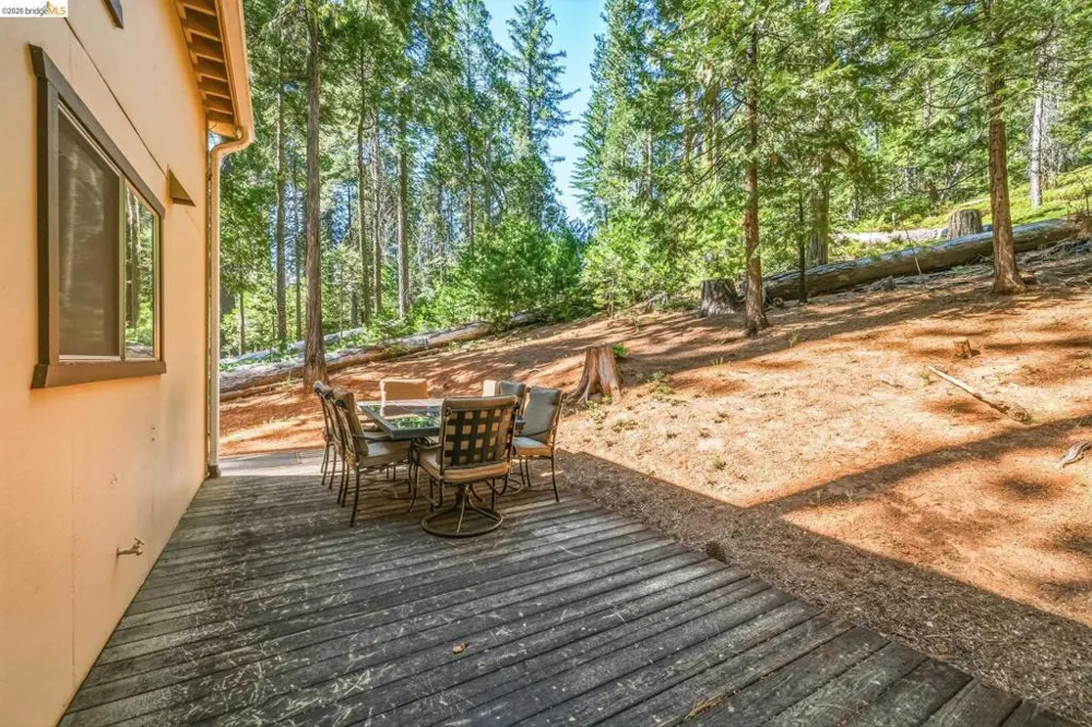 25417 David Dr Long Barn, CA 95335
