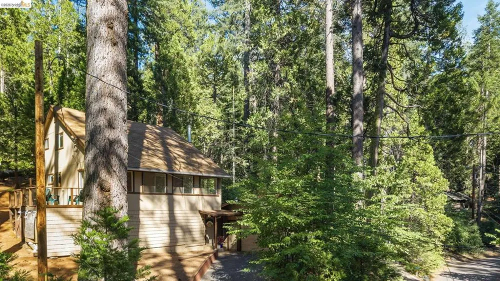 25417 David Dr Long Barn, CA 95335