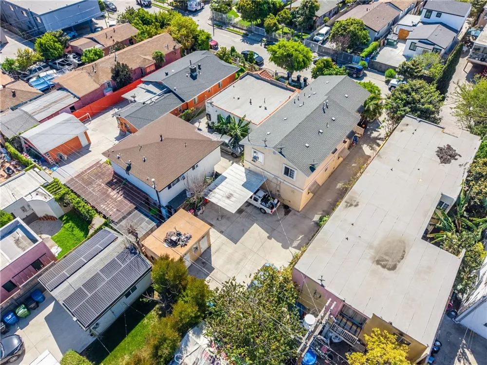 5335 Carlin Los Angeles, CA 90016