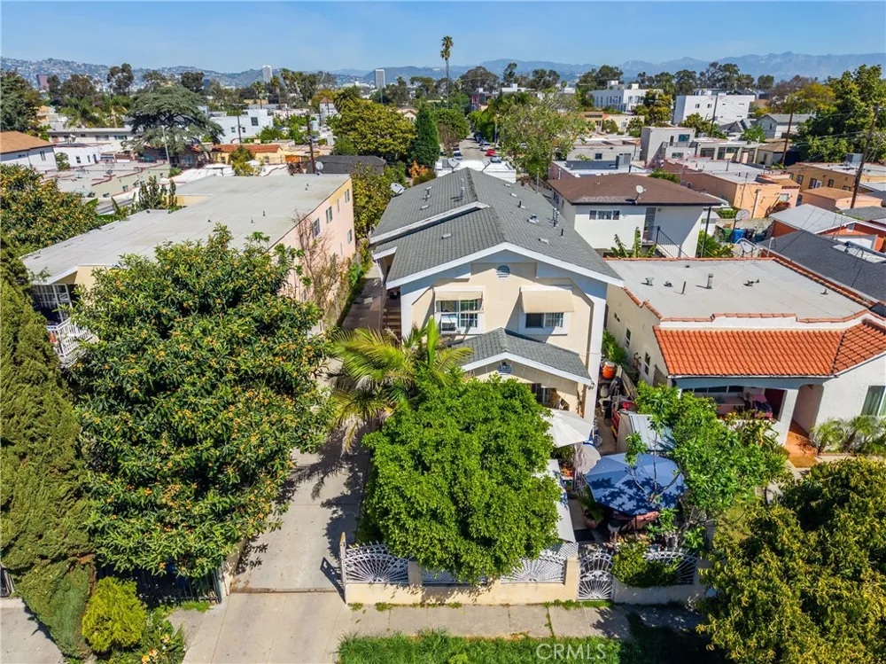 5335 Carlin Los Angeles, CA 90016