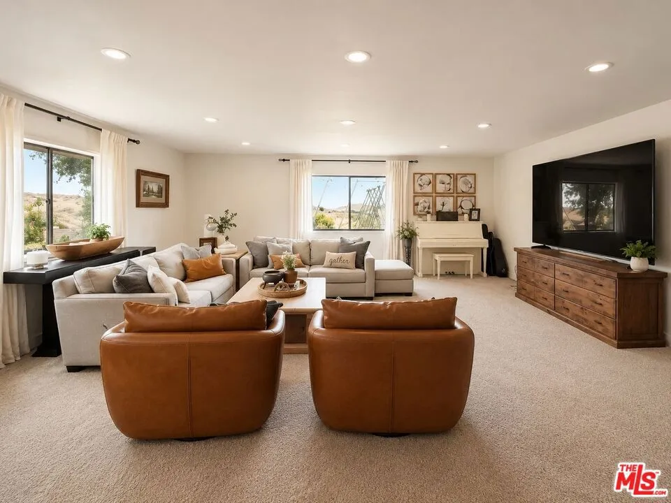 31383 Overcrest Drive Redlands, CA 92374
