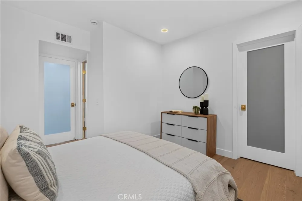 938 18th Street #5 Santa Monica, CA 90403