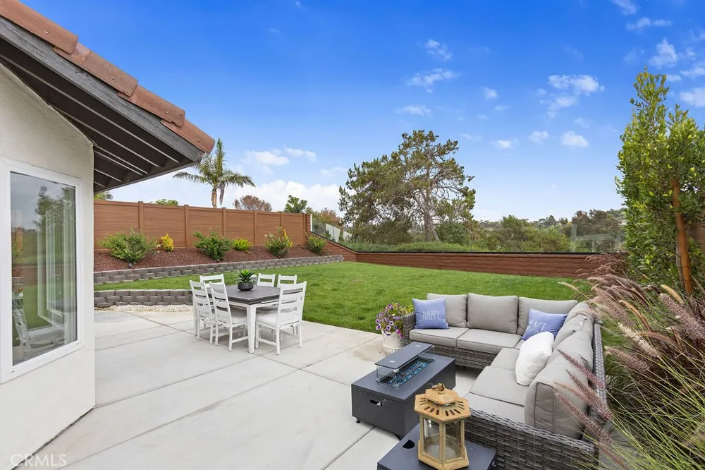 24892 Golden Vista Laguna Niguel, CA 92677