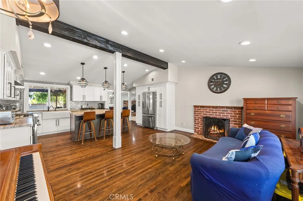5113 Glickman Temple City, CA 91780