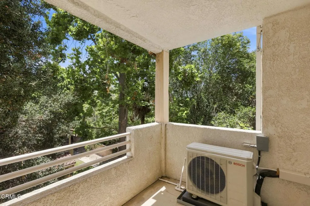 2533 Antonio Drive #101 Camarillo, CA 93010