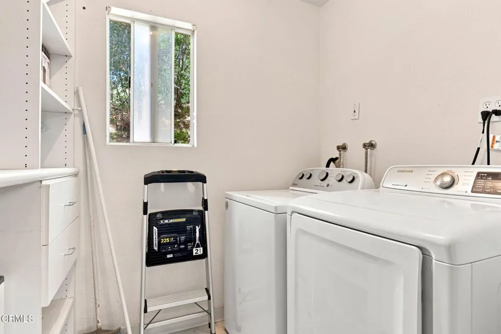 2533 Antonio Drive #101 Camarillo, CA 93010