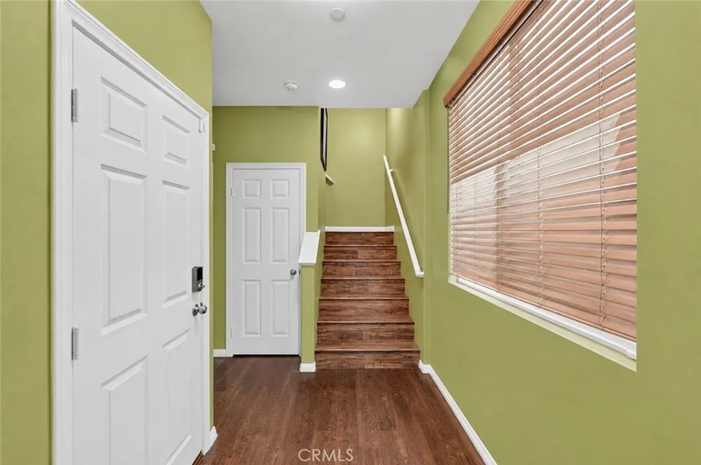 11916 Manzanilla Lane Los Angeles, CA 90047