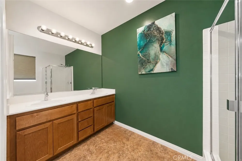 11916 Manzanilla Lane Los Angeles, CA 90047