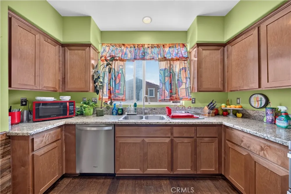 11916 Manzanilla Lane Los Angeles, CA 90047
