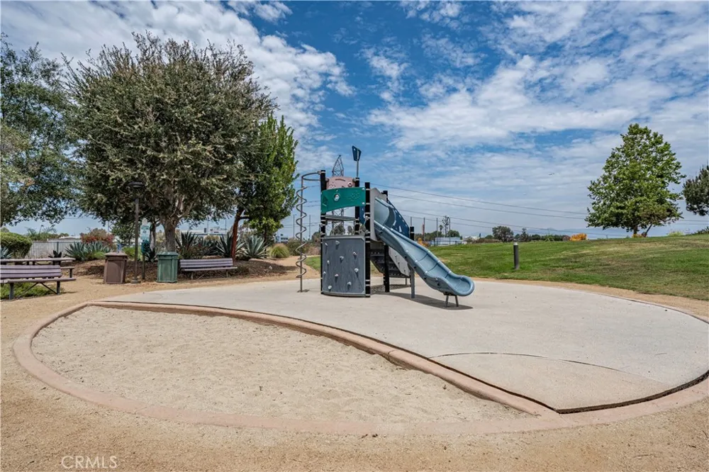 11916 Manzanilla Lane Los Angeles, CA 90047