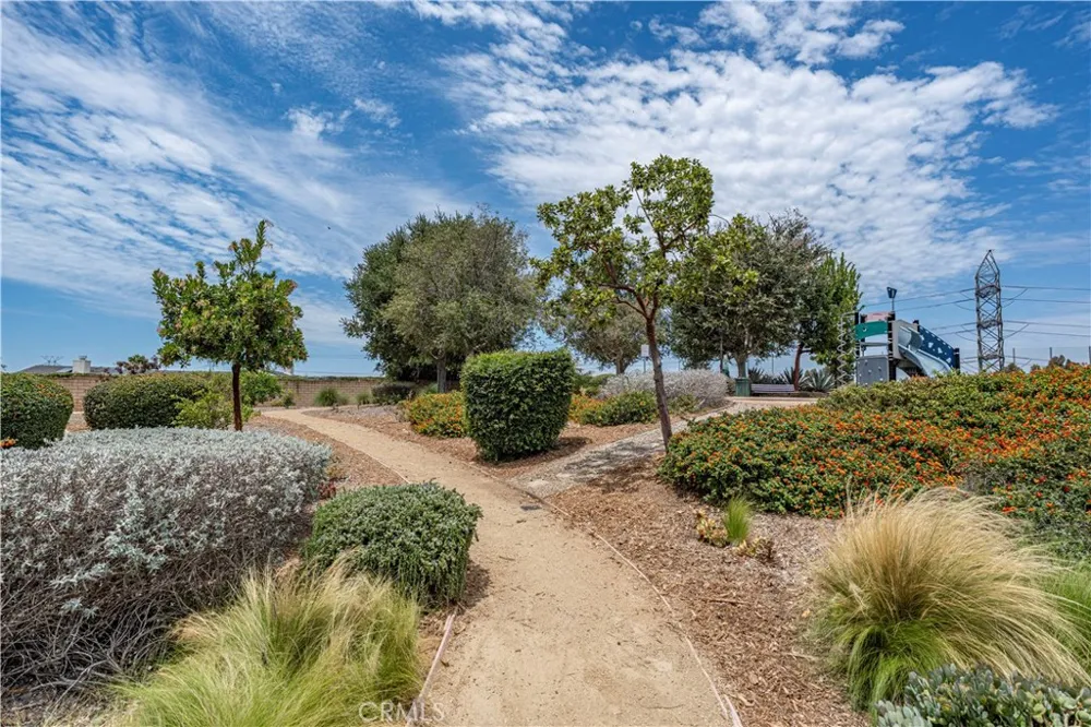 11916 Manzanilla Lane Los Angeles, CA 90047