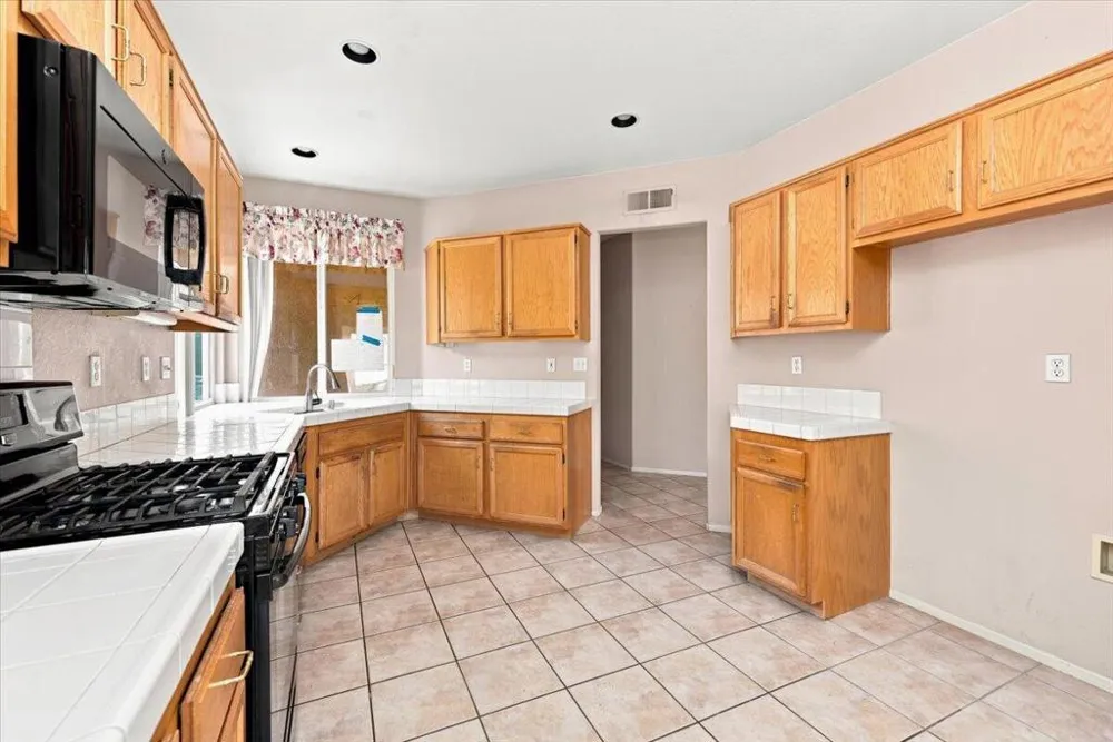 649 Big Spring Drive Banning, CA 92220