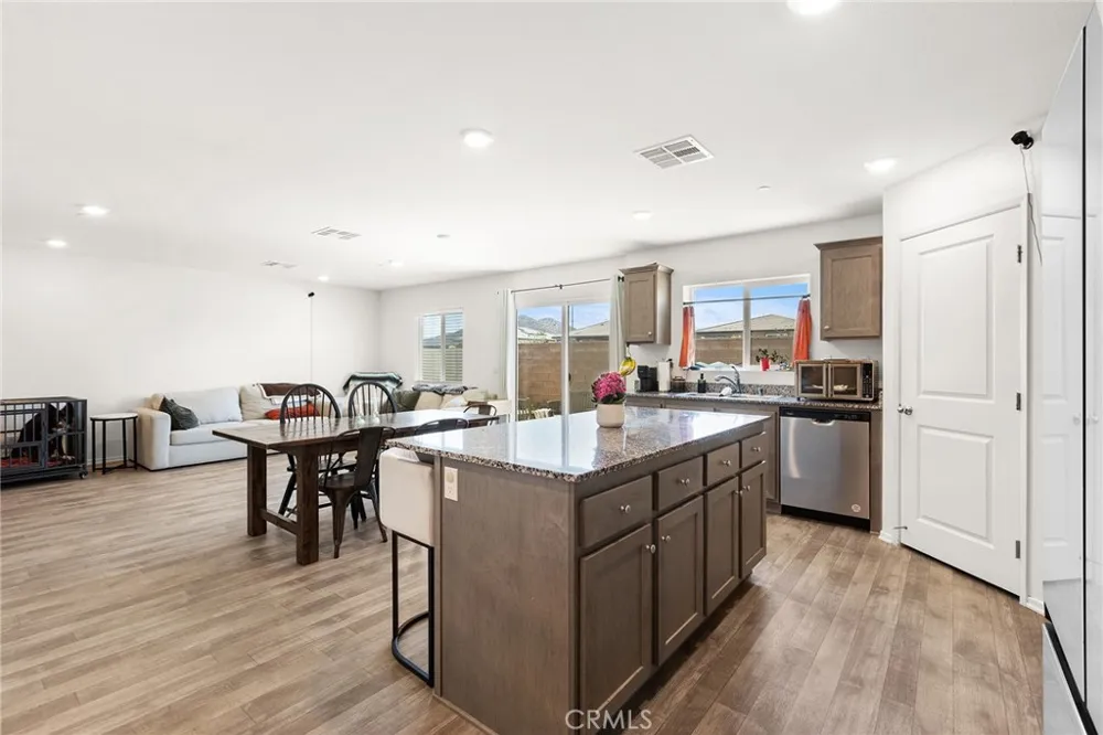 30851 Le Baron Court Winchester, CA 92596