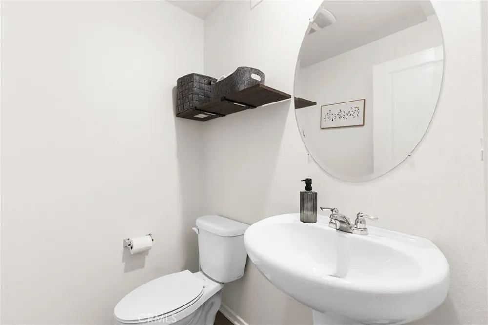 30851 Le Baron Court Winchester, CA 92596