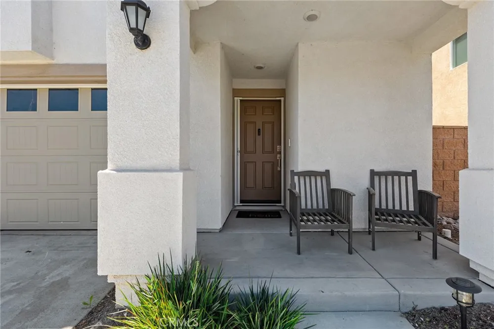 30851 Le Baron Court Winchester, CA 92596