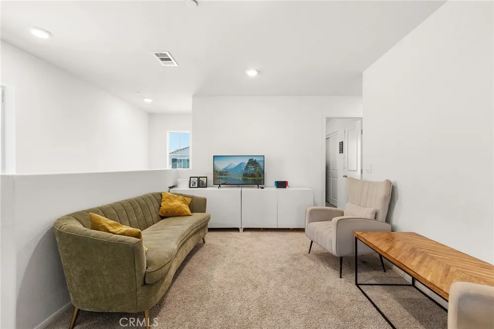 30851 Le Baron Court Winchester, CA 92596