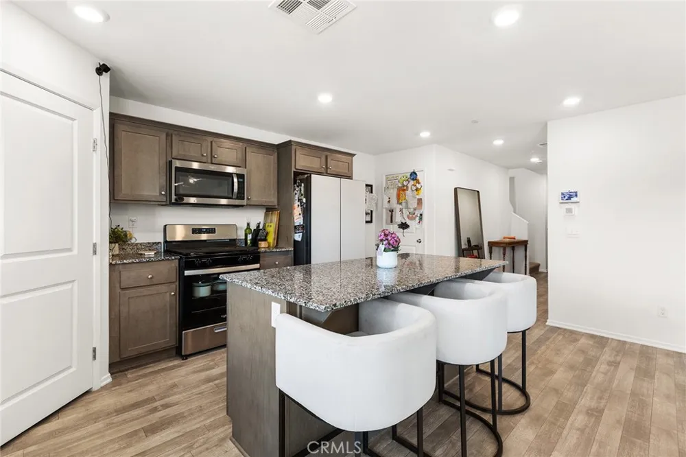30851 Le Baron Court Winchester, CA 92596