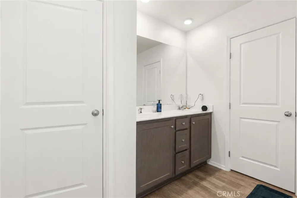 30851 Le Baron Court Winchester, CA 92596