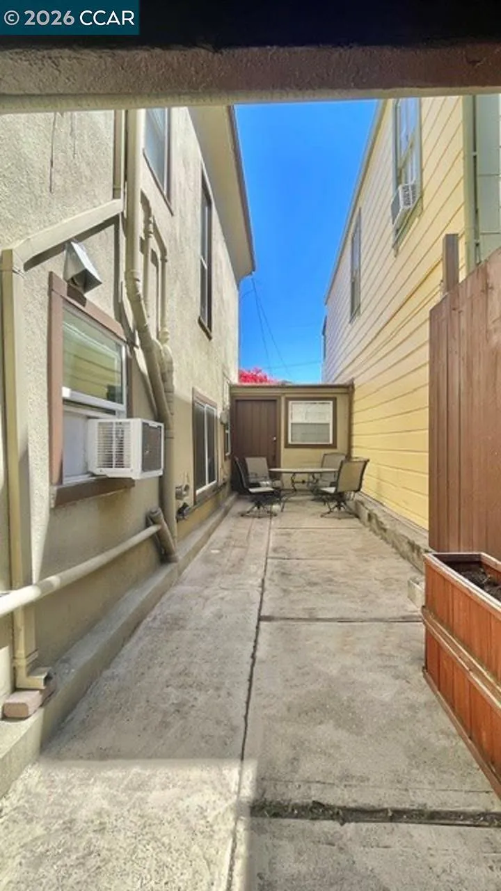 1204 Ceres St Crockett, CA 94525