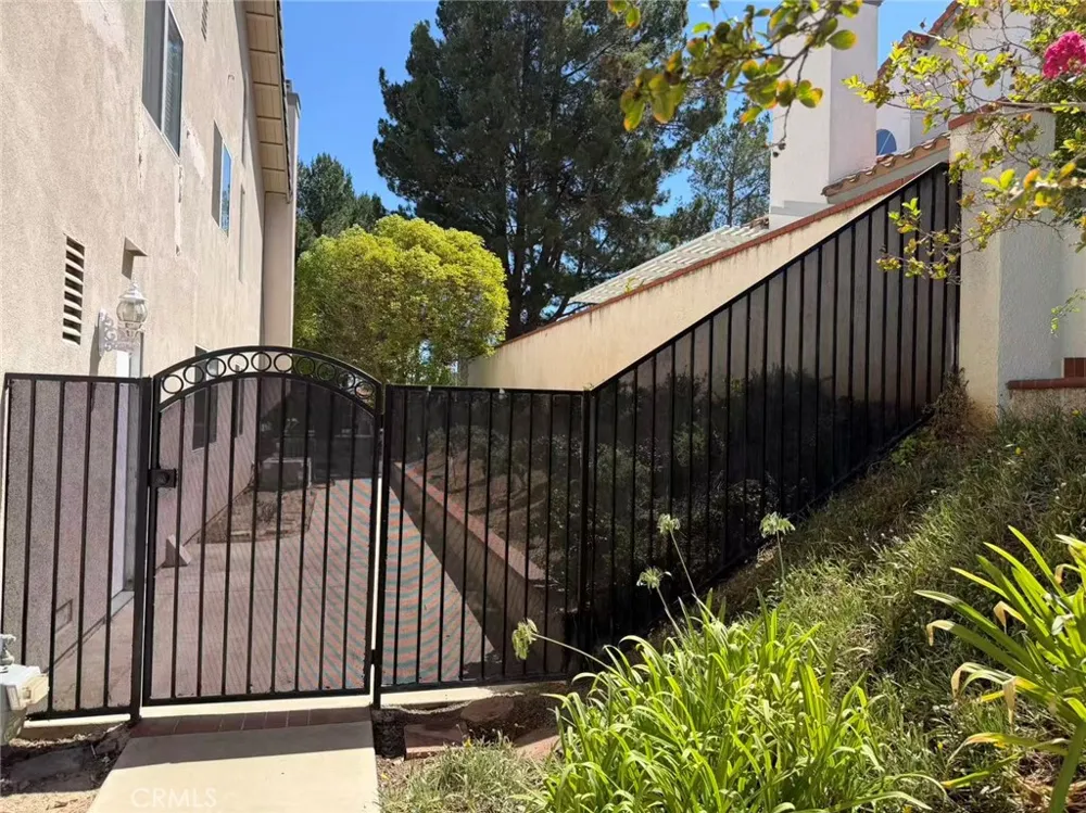20480 Via Burgos Yorba Linda, CA 92887