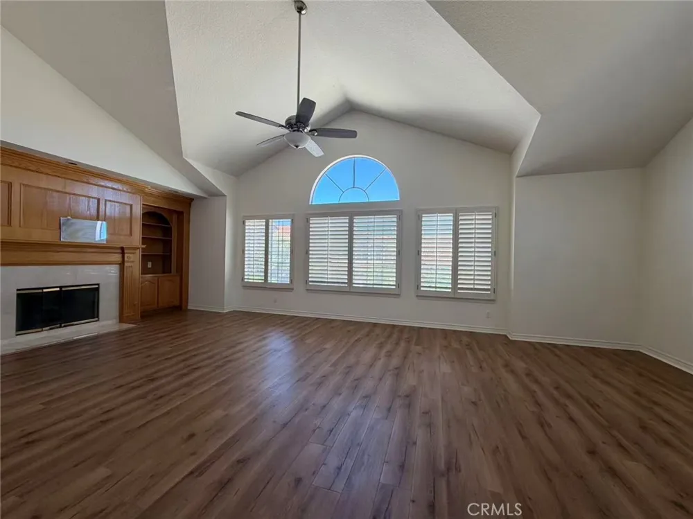 20480 Via Burgos Yorba Linda, CA 92887