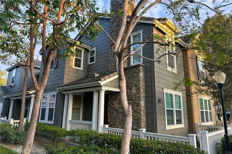 15 Elmhurst