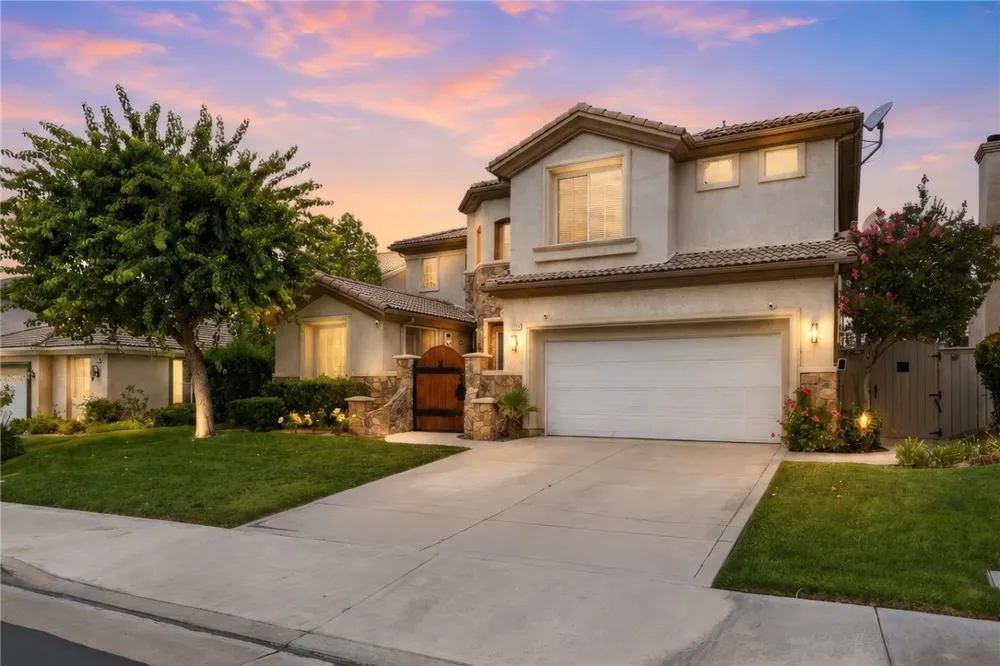 33352 Barrington Temecula, CA 92592